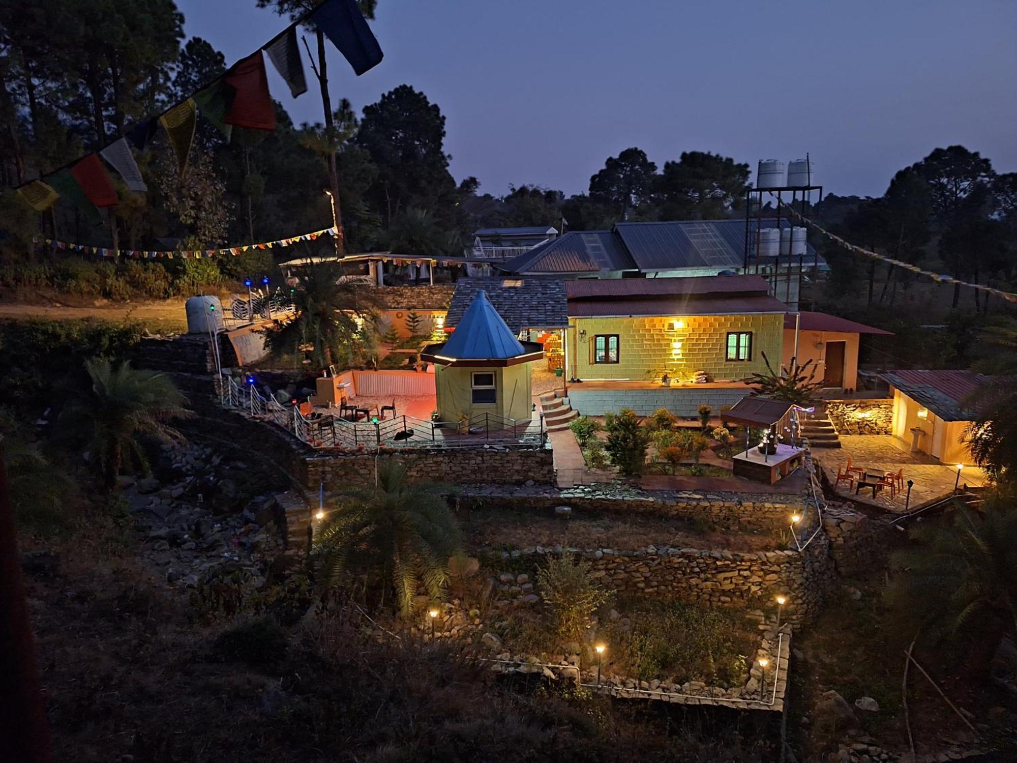 Tathastu Bir -Homestay ,Dorm,Hostel Zewnętrze zdjęcie
